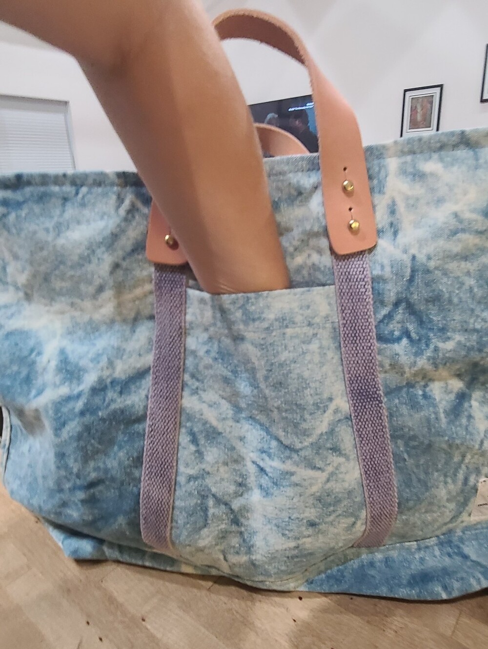 Immodest Cotton Large East West Zippered Tote Acid Wash Denim - Picture 13 of 16